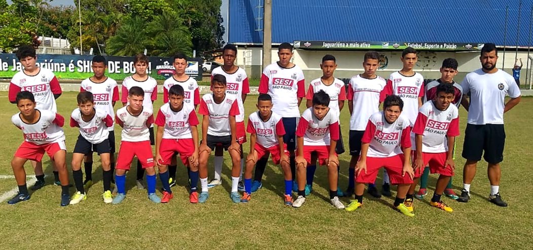 Competio movimenta os alunos do projeto Campees