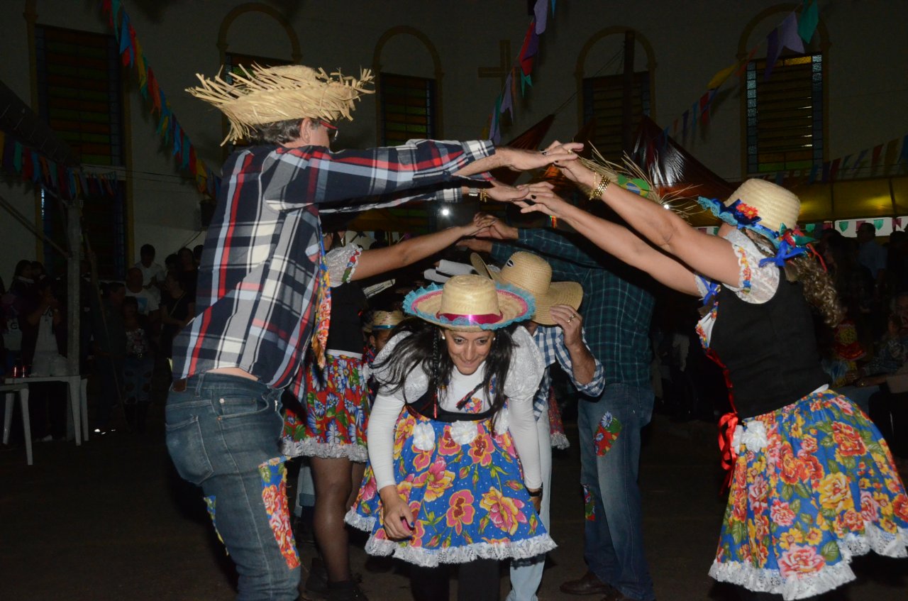 Quadrilha  uma das atraes da festa deste ano