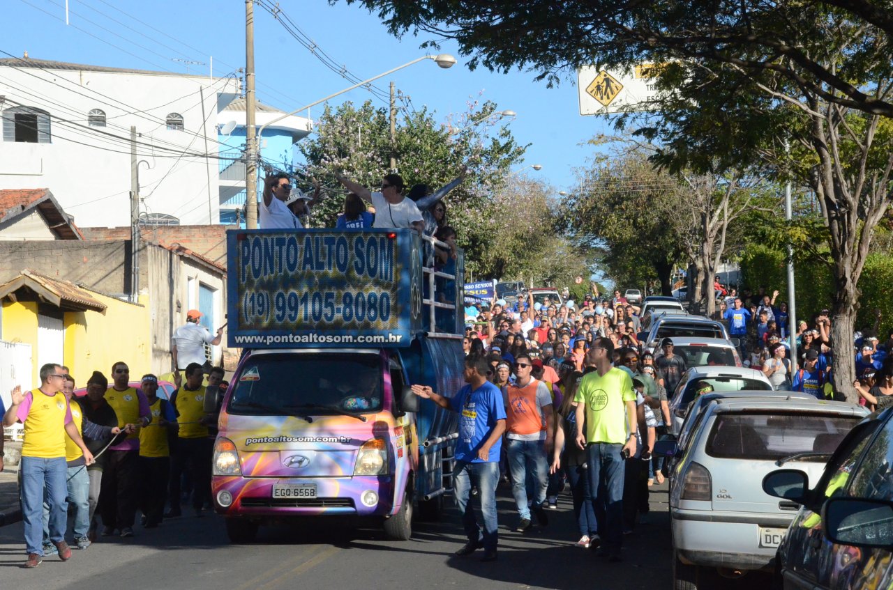 Marcha para Jesus tem sada da Praa Umbelina Bueno