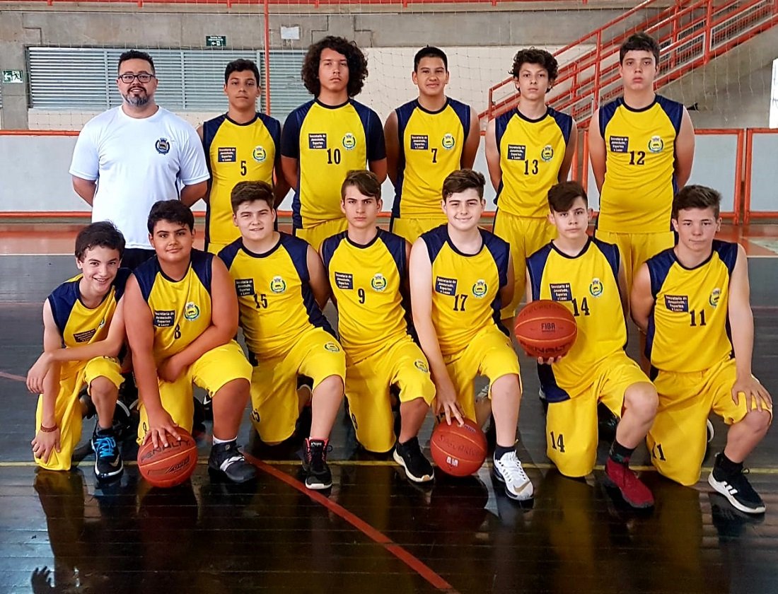 Equipe j est classificada para a semifinal da competio