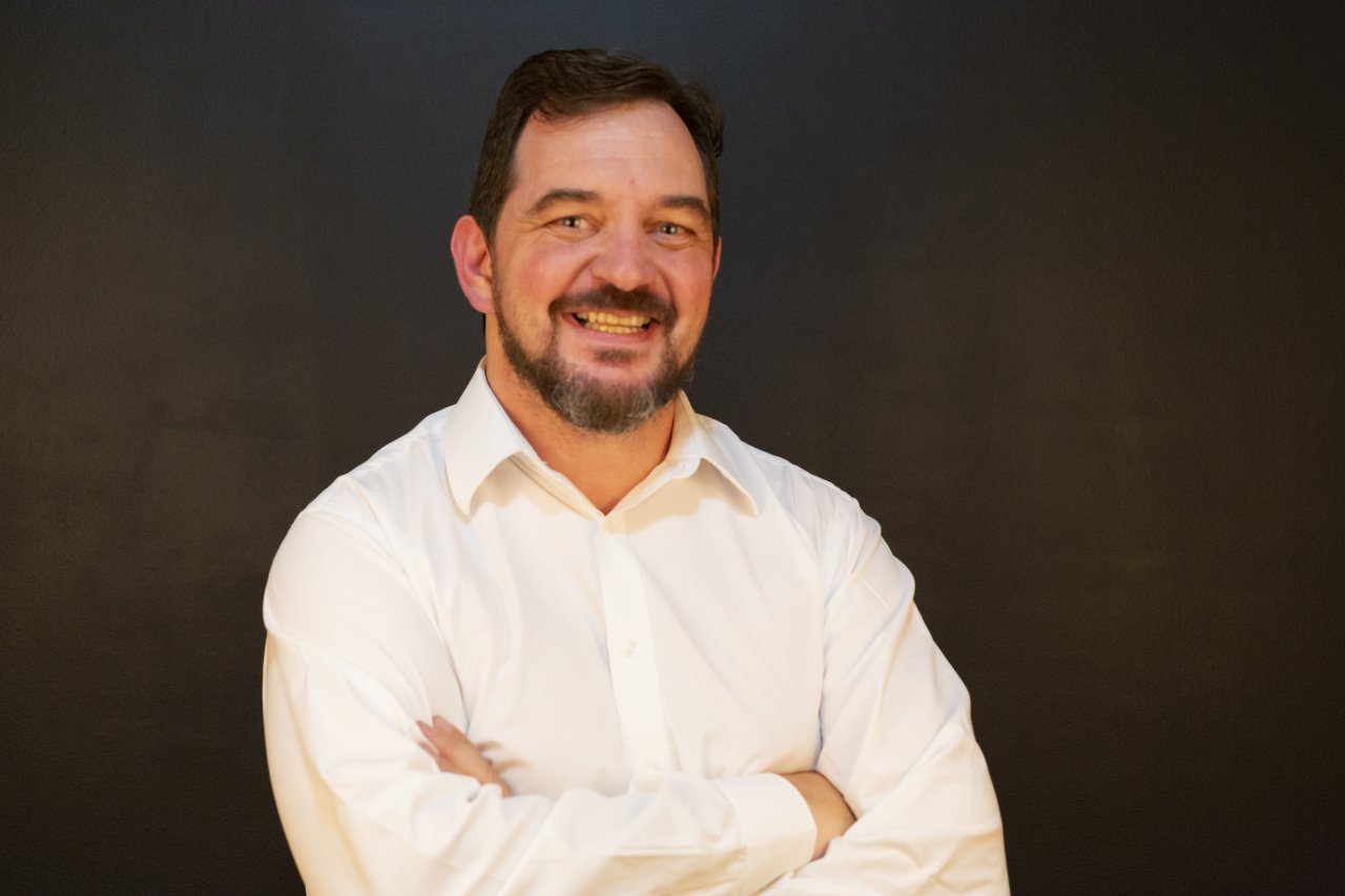 Fbio Pellozzo vai mostrar como  possvel usar a leitura facial nas relaes profissionais