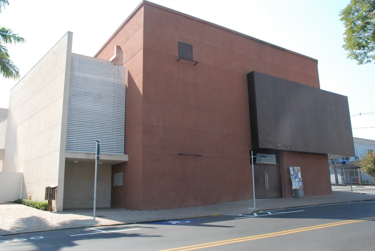 Teatro sedia o último final de semana da programação cultural de agosto