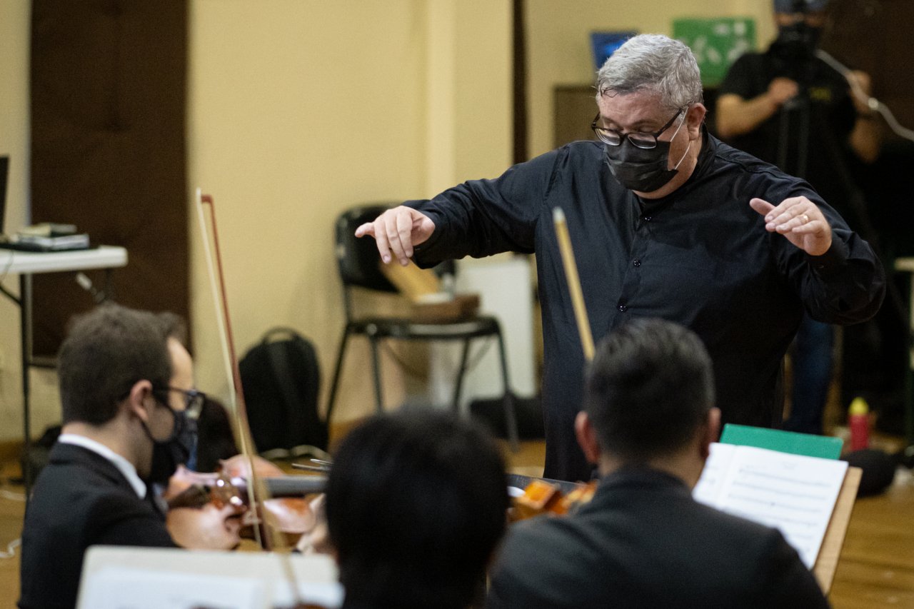 Esta é uma ótima opção para o sábado à noite em Jaguariúna, sendo que a Seconda Prattica Coro e Orquestra tem direção artística e regência de Moisés Cantos