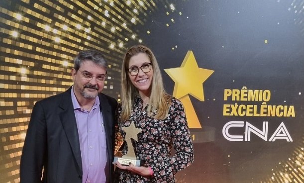 Fernando e Silvia Azevedo participando da premiação
