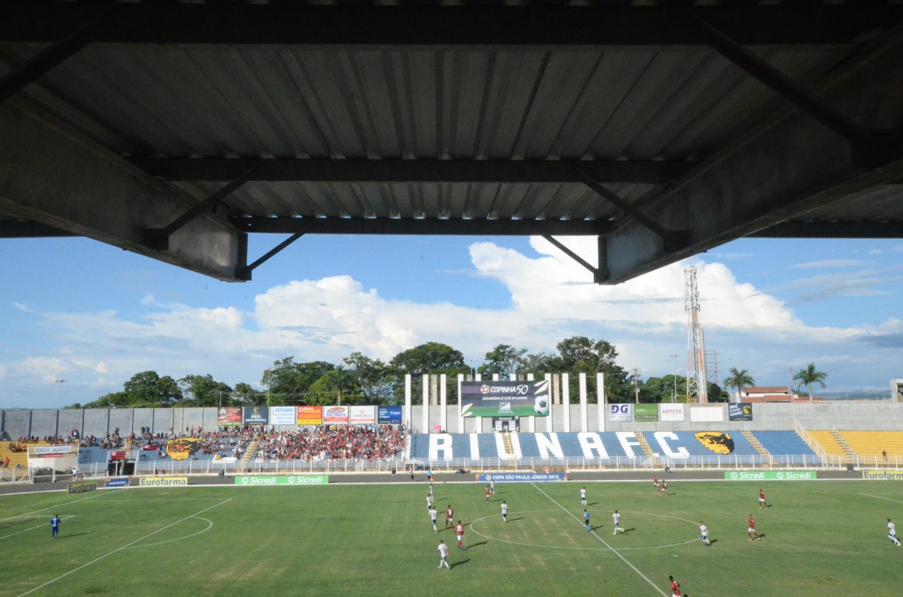 Estádio Alfredo Chiavegato recebe os jogos da Copinha (Foto Gislaine Mathias)