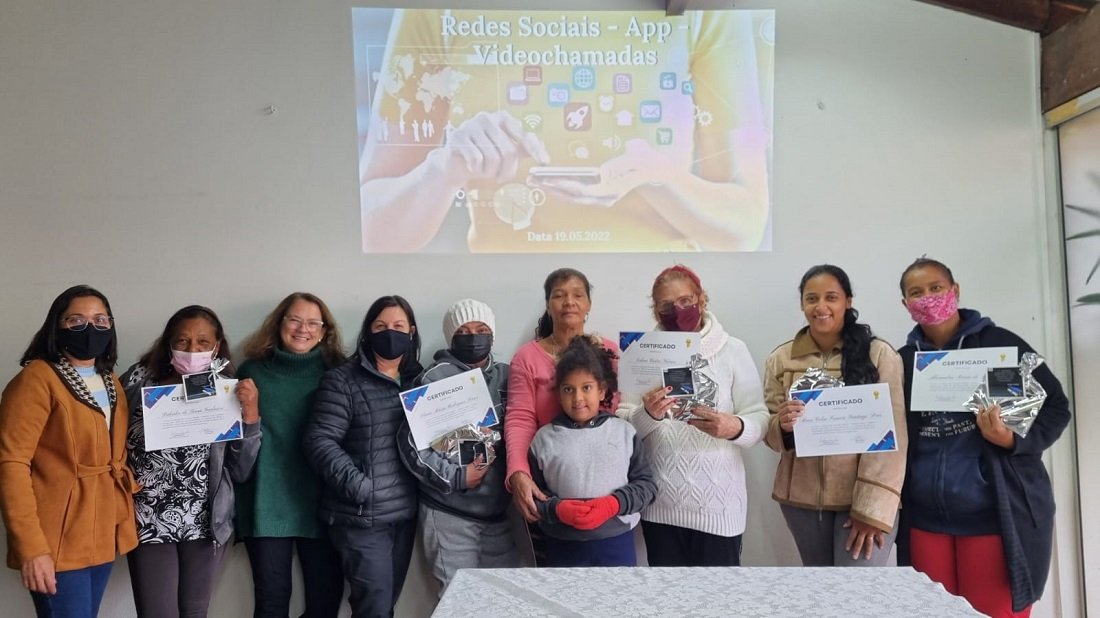Famílias participam de projeto no Cruzeiro do Sul