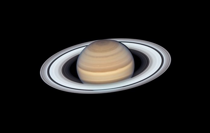 Saturno pode ser visto durante a visita no Polo Astronômico