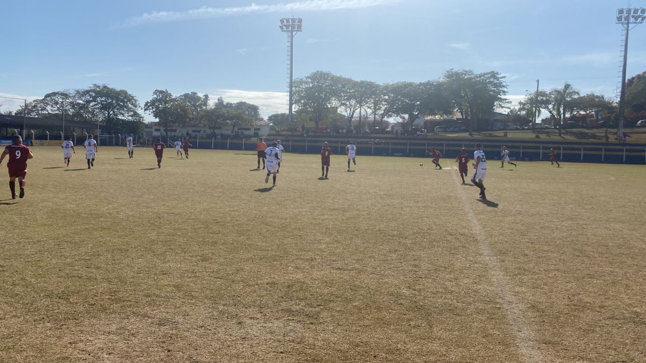 Jogos do Futebol Snior retornam ao campo do Centro de Lazer no dia 21 de agosto 