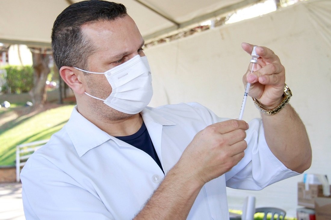 Jaguarina inicia uma nova etapa da campanha de vacinao contra Covid (Foto Ivair Oliveira)