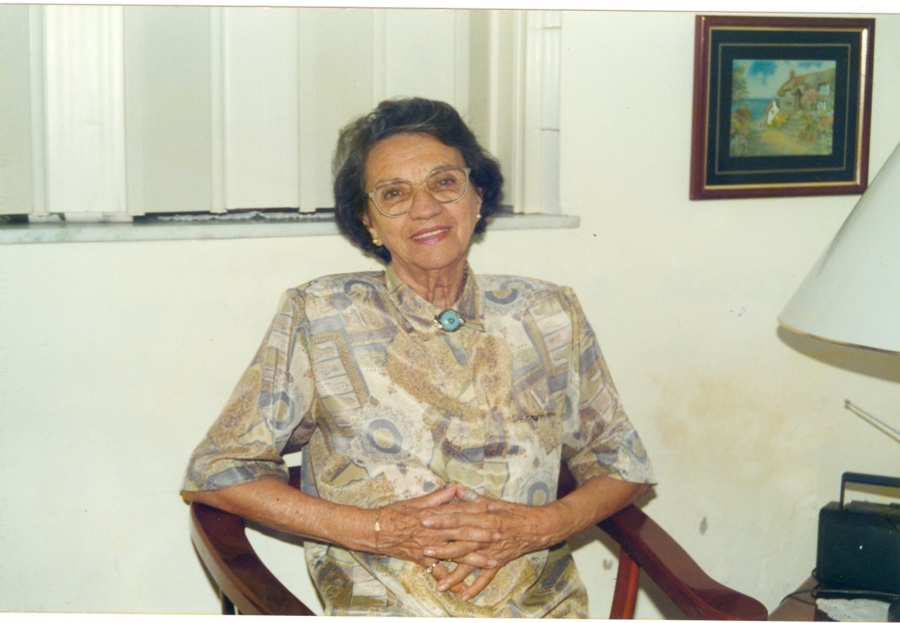Celeste gostava de escrever e lançou dois livros