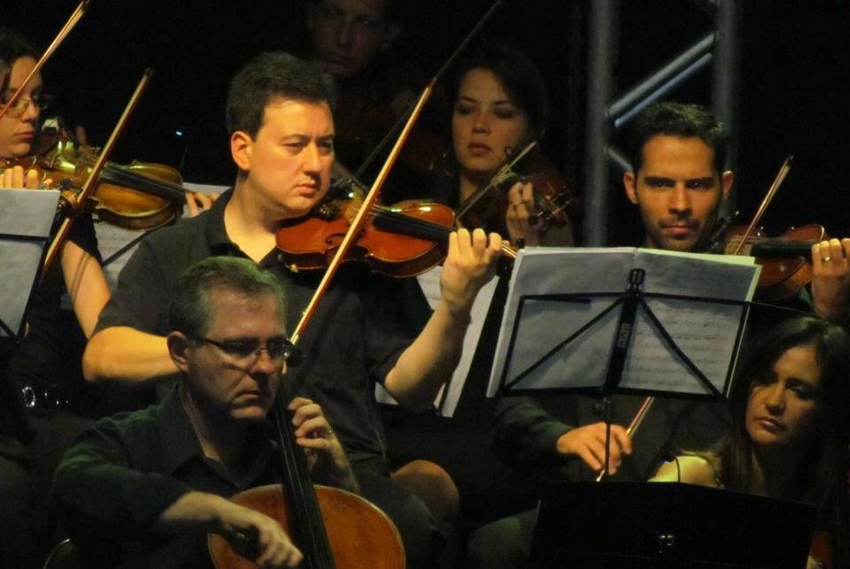 Eduardo Semencio tem um extenso currículo na música