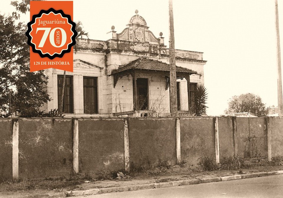 Casarão pertenceu ao capitão e tabelião Ulisses Massoti, na rua Cândido Bueno, e atualmente teve a fachada restaurada (Acervo Casa da Memória)