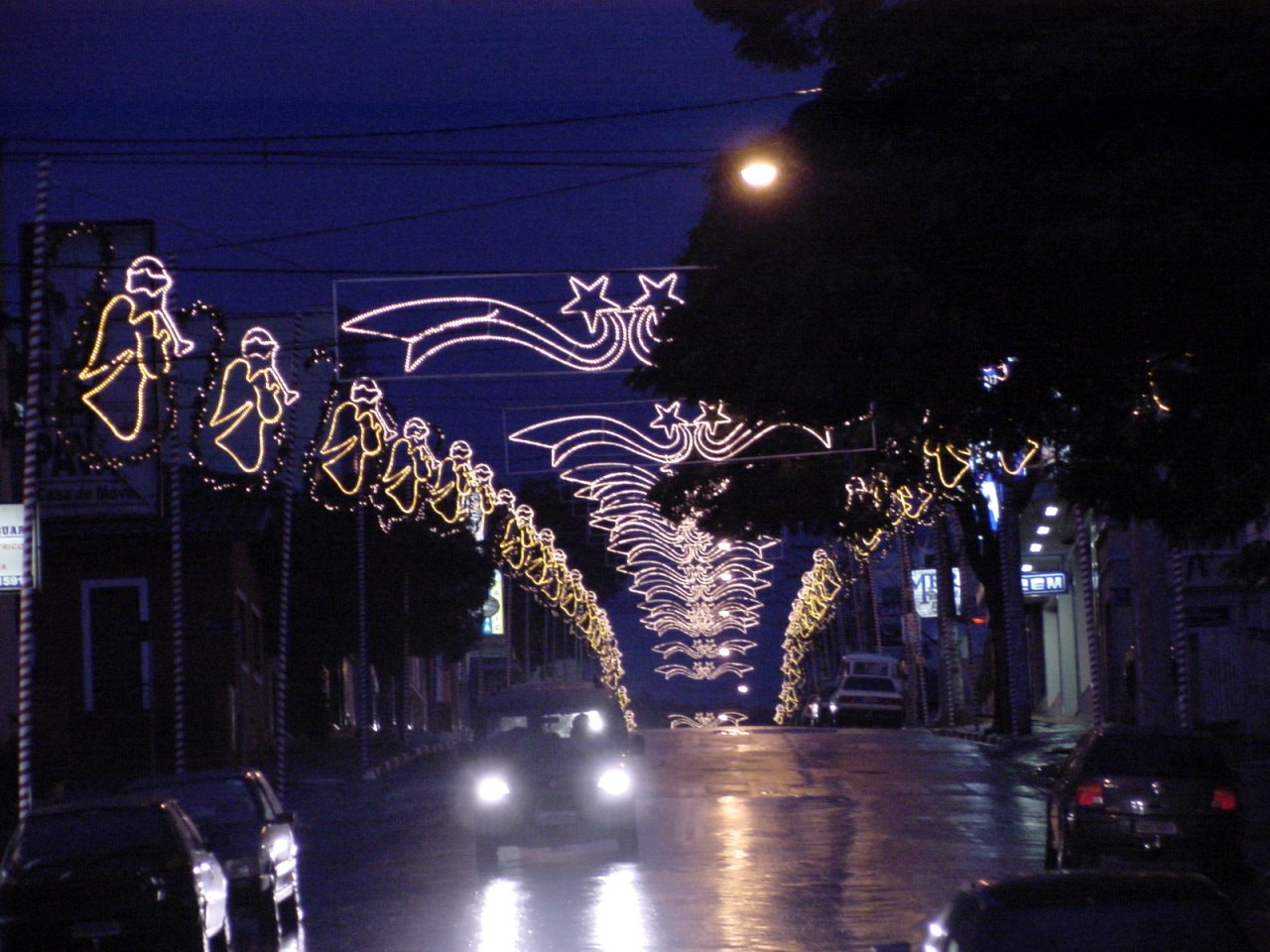Rua Cândido Bueno era toda decorada (Foto Gislaine Mathias)