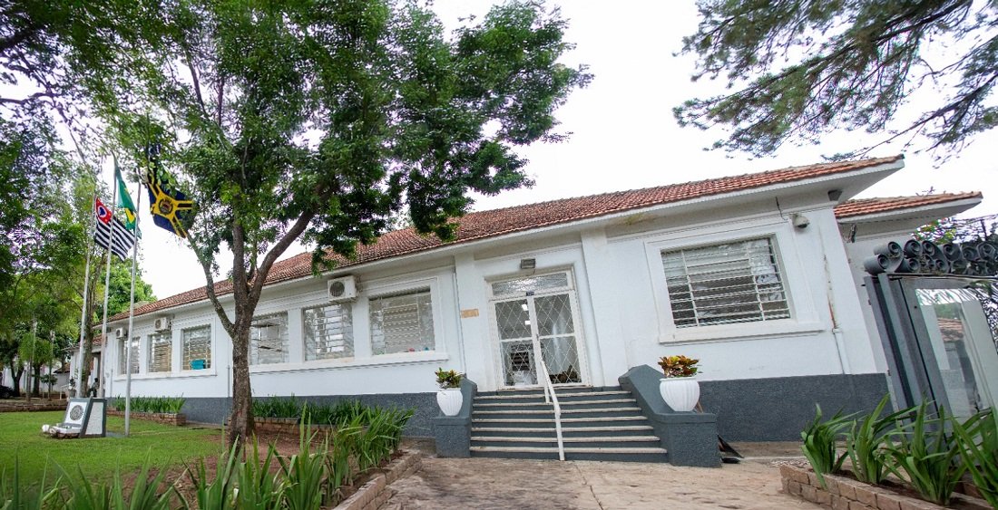 Prédio passou por reforma e tem reinauguração nesta segunda (Foto Thiago Carvalho)