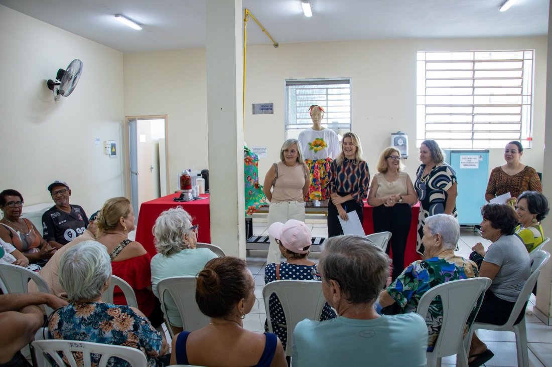 Reunio para definir preparativos para o Carnaval (Foto Thiago Carvalho)