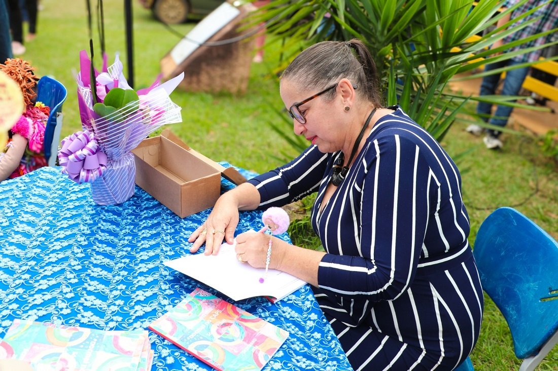 Tcnica de enfermagem reuniu histrias dos pacientes (Fotos Diego Monarin)