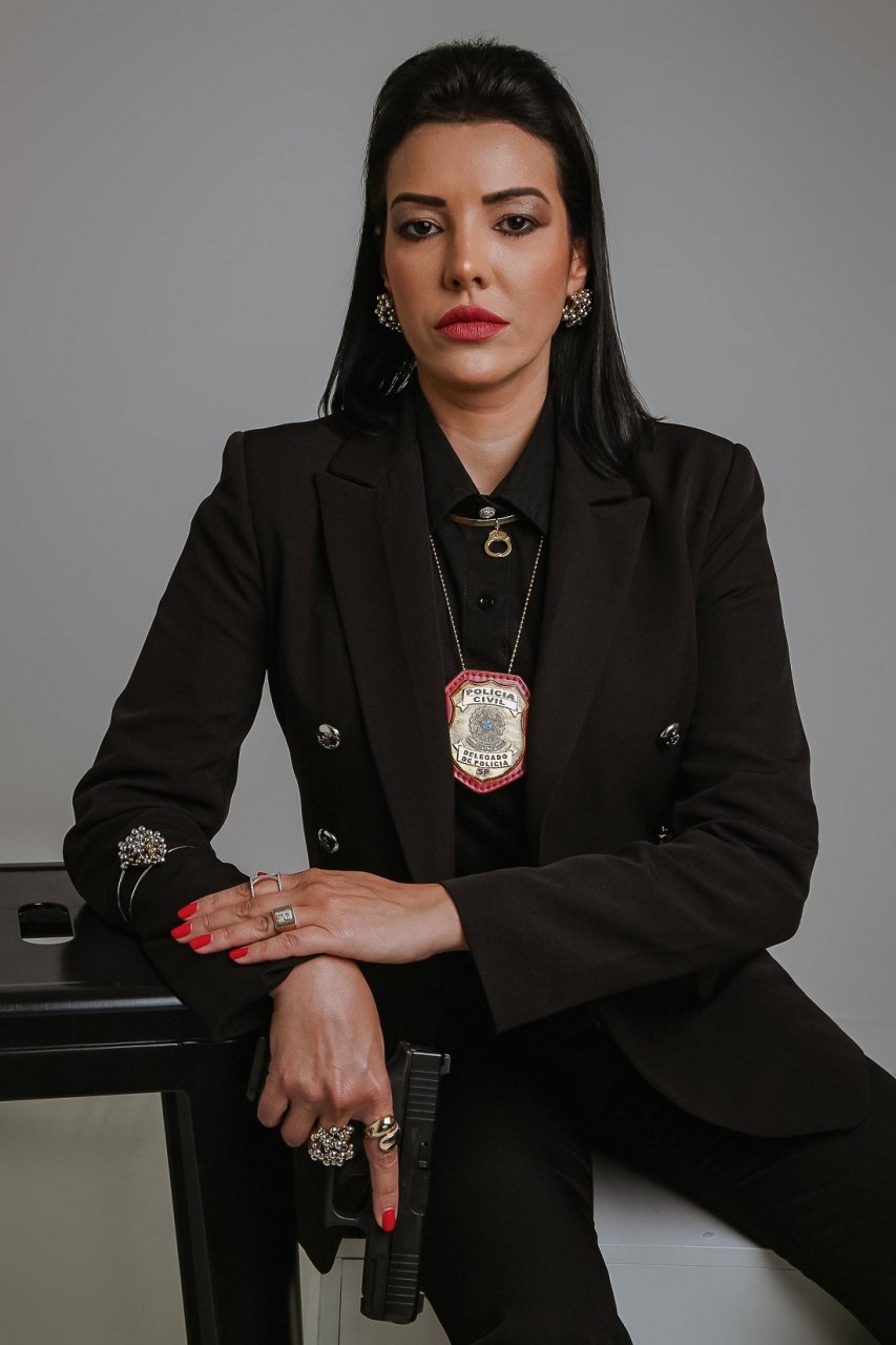 Delegada  fundadora do movimento Elas por Elas e autora da obra jurdica Elas no Direito