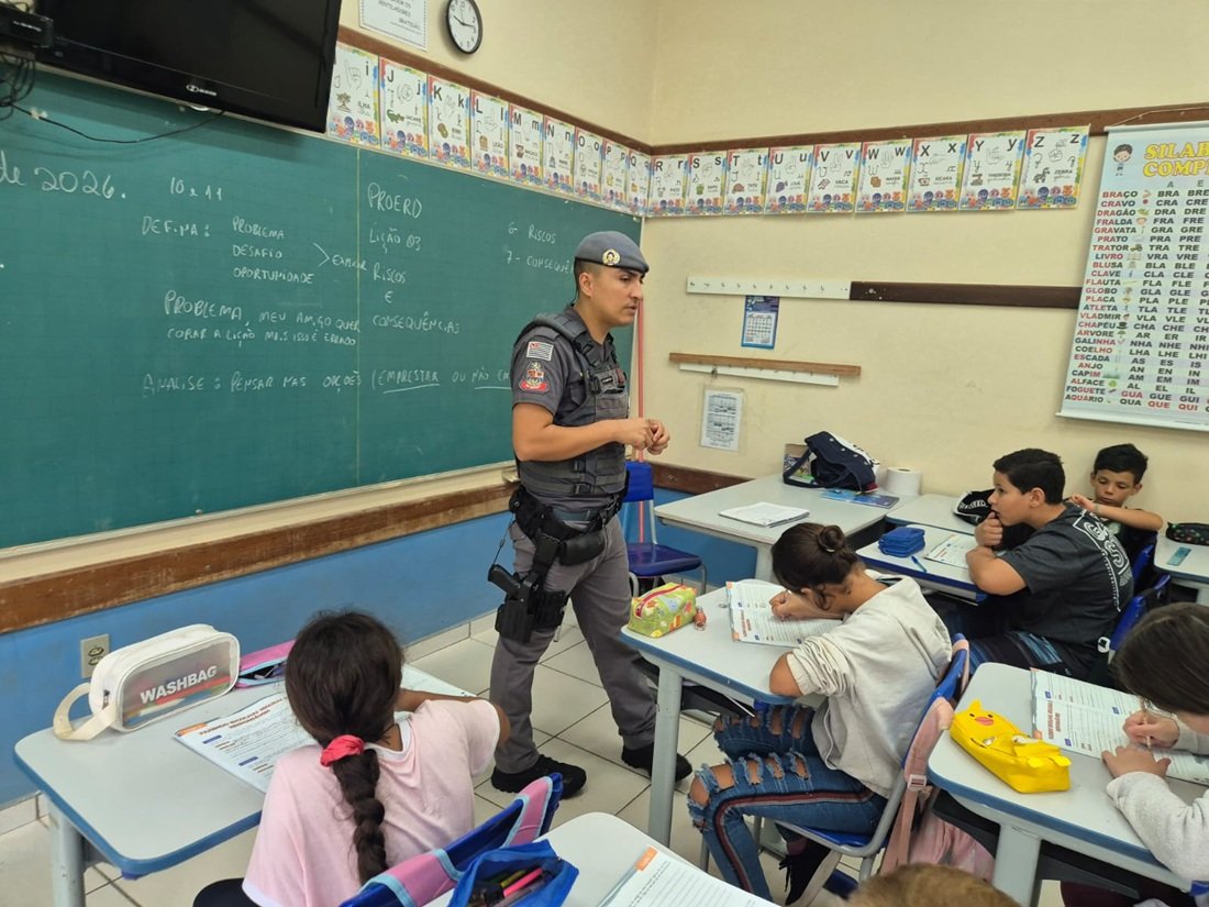 Crian�as tamb�m est�o tendo acesso ao Proerd (Foto divulga��o)