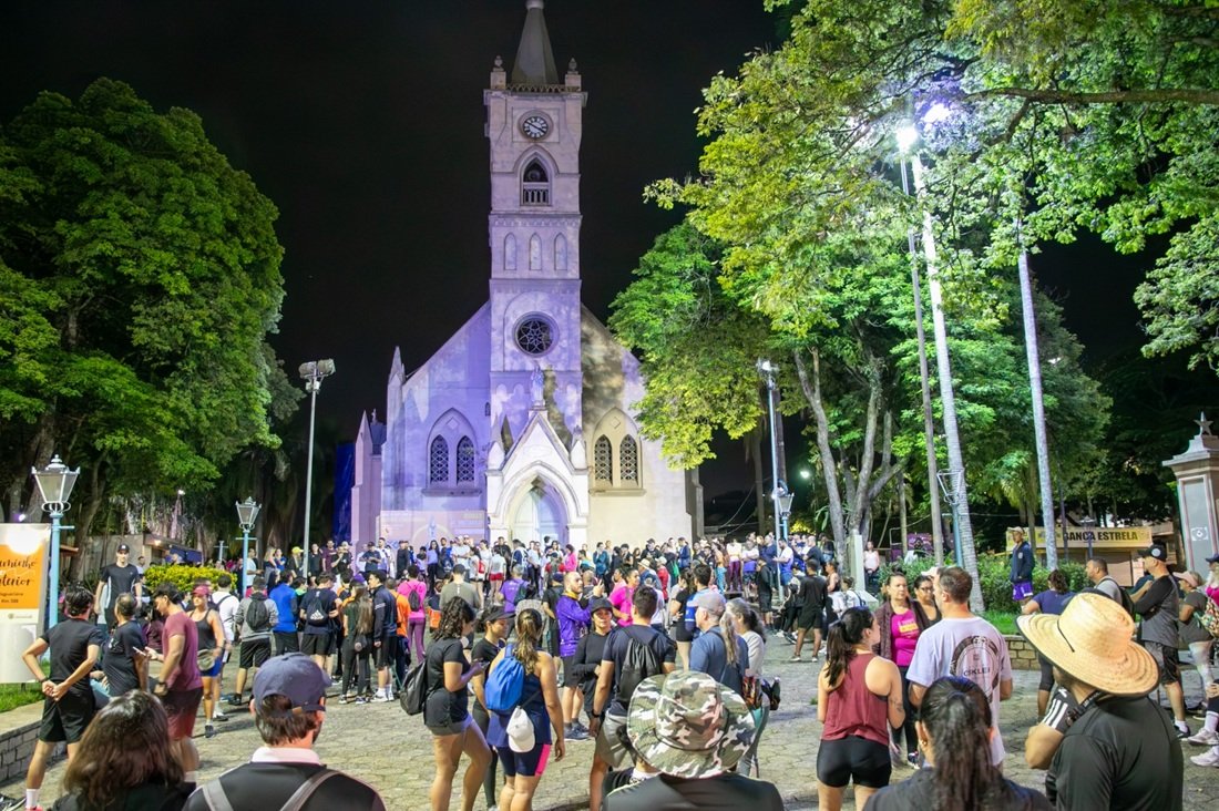 Concentra��o ocorre na Pra�a da Matriz Centen�ria (Foto Thiago Carvalho)