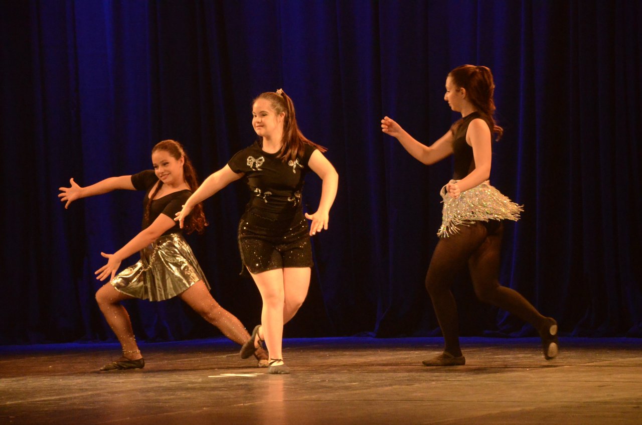 Festival contou com a participa��o de alunos de v�rias faixas et�rias (Foto Gislaine Mathias) 