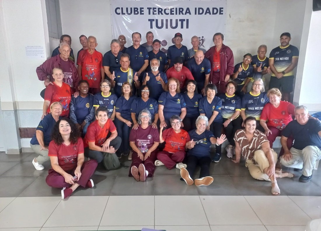 Idosos de Jaguari�na participam de evento em prepara��o para Jogos da Melhor Idade (foto divulga��o)