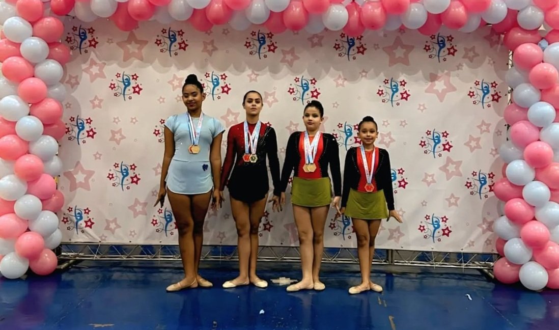 Atletas conquistaram duas medalhas na competi��o (Foto divulga��o)