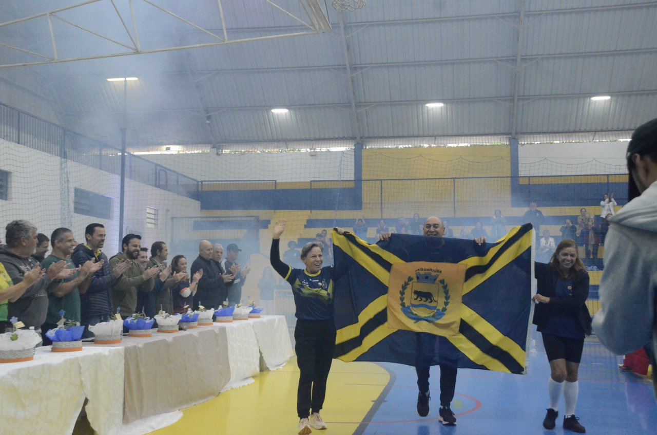 Abertura do CIET aconteceu no gin�sio Azul�o (Foto Gislaine Mathias)