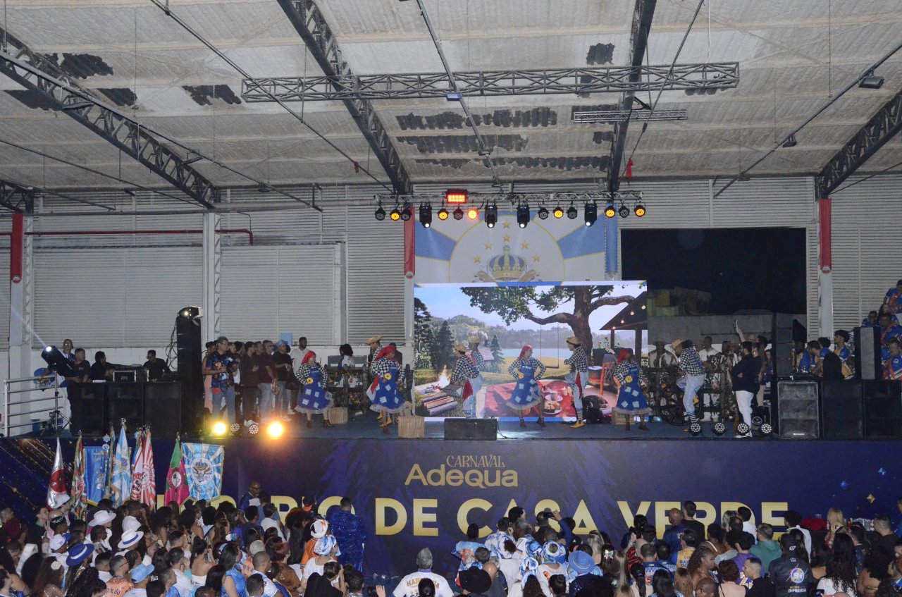 Uma das coreografias apresentadas sobre o enredo (Foto Gislaine Mathias)