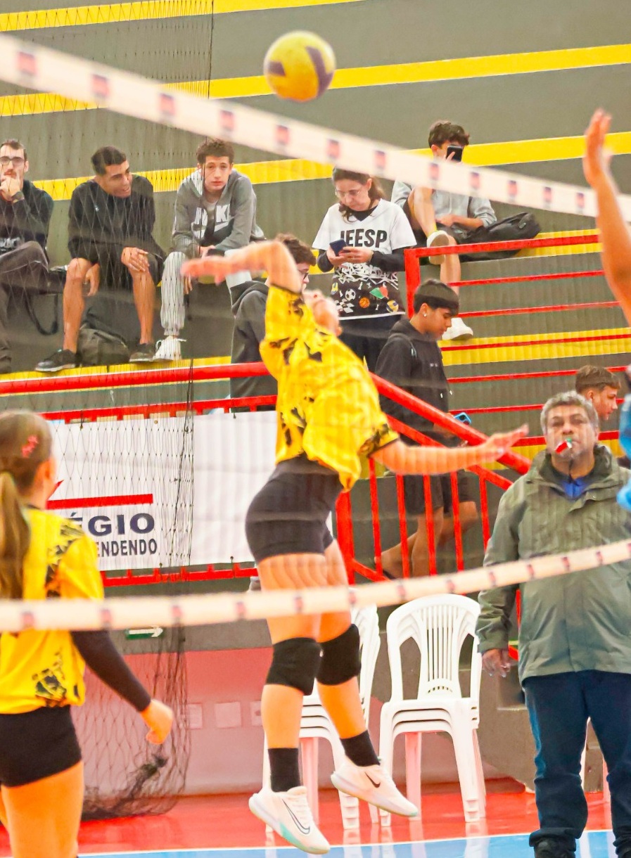 Um dos lances da conquista do Tozzi (Foto divulgação)