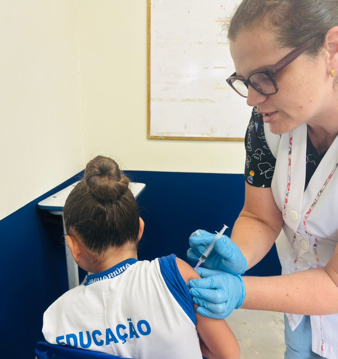 O objetivo é garantir que os estudantes e professores estejam com a imunização em dia (Foto divulgação) 