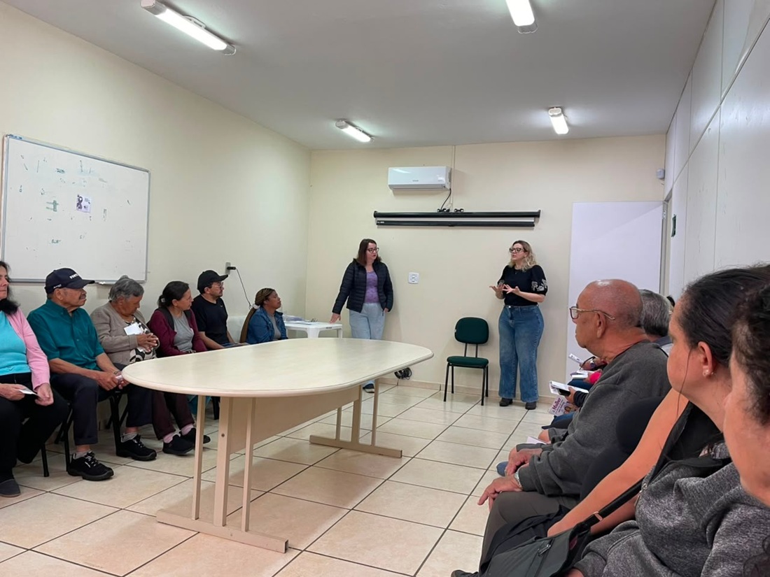 A ação proporcionou um espaço de diálogo, informação, orientação e fortalecimento dos direitos das mulheres (Foto divulgação)