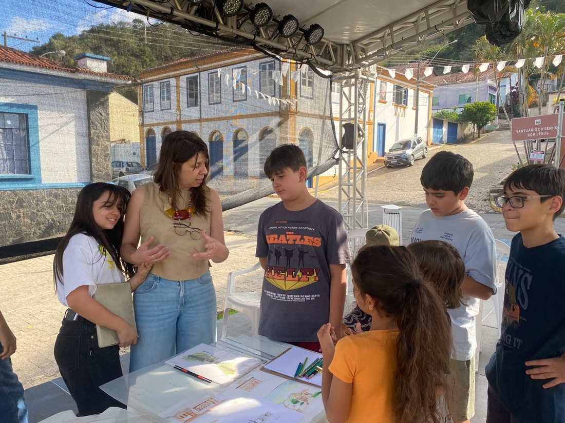 Marina Bueno ministrou a oficina em Monte Alegre do Sul (Foto divulgação) 