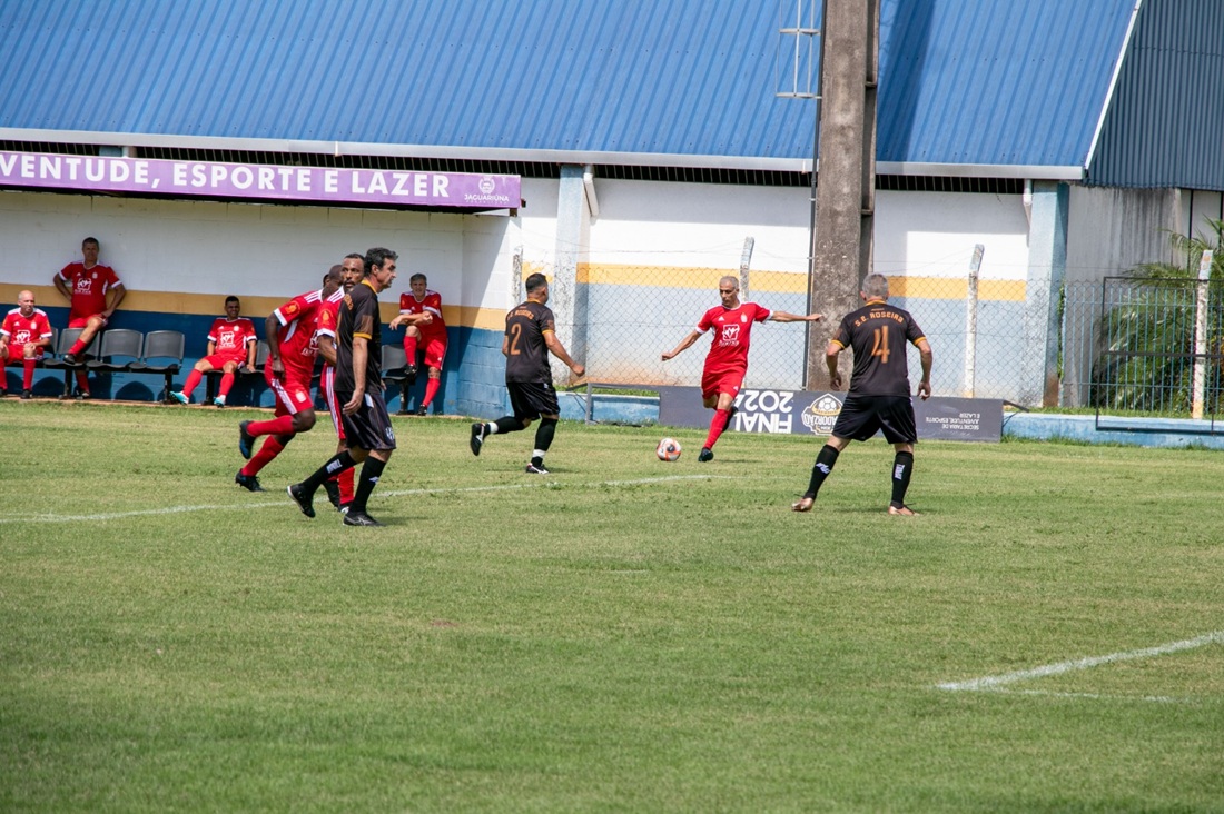 Disputa em campo continua no domingo (Foto arquivo)