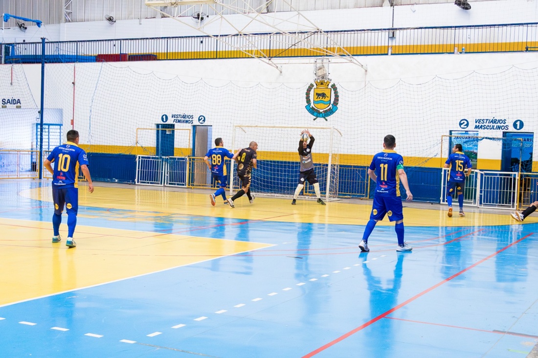 Equipes entram em quadra neste sábado (Foto arquivo)