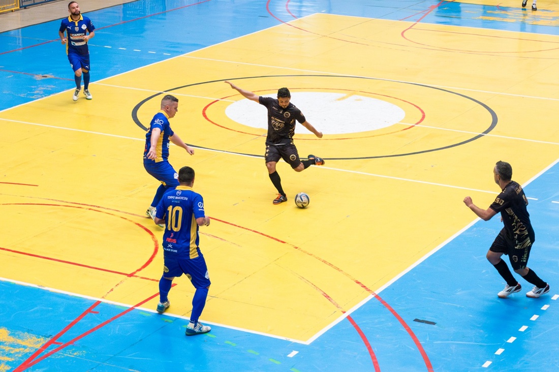 Campeonato de Futsal está movimentando o ginásio Azulão ( Foto divulgação)