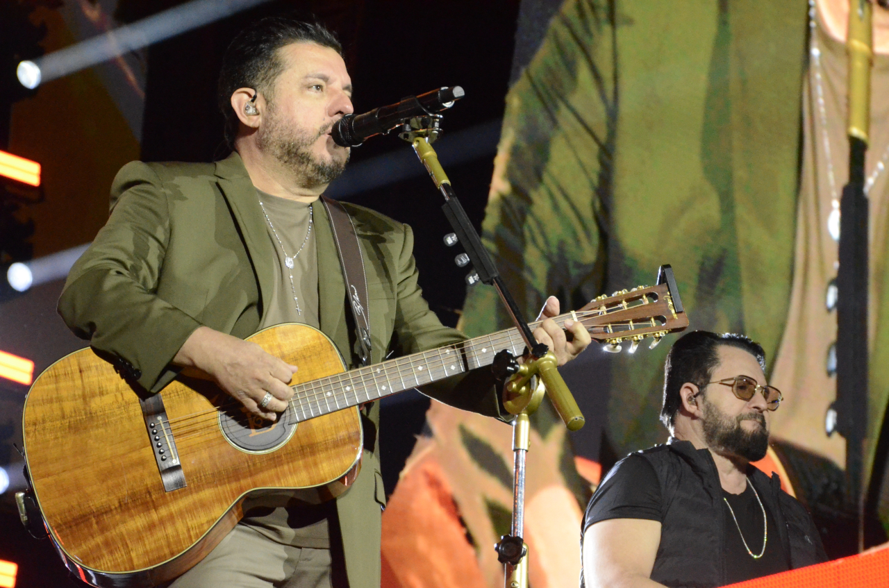 Bruno e Marrone cantaram os grandes sucessos da carreira (Foto Gislaine Mathias)