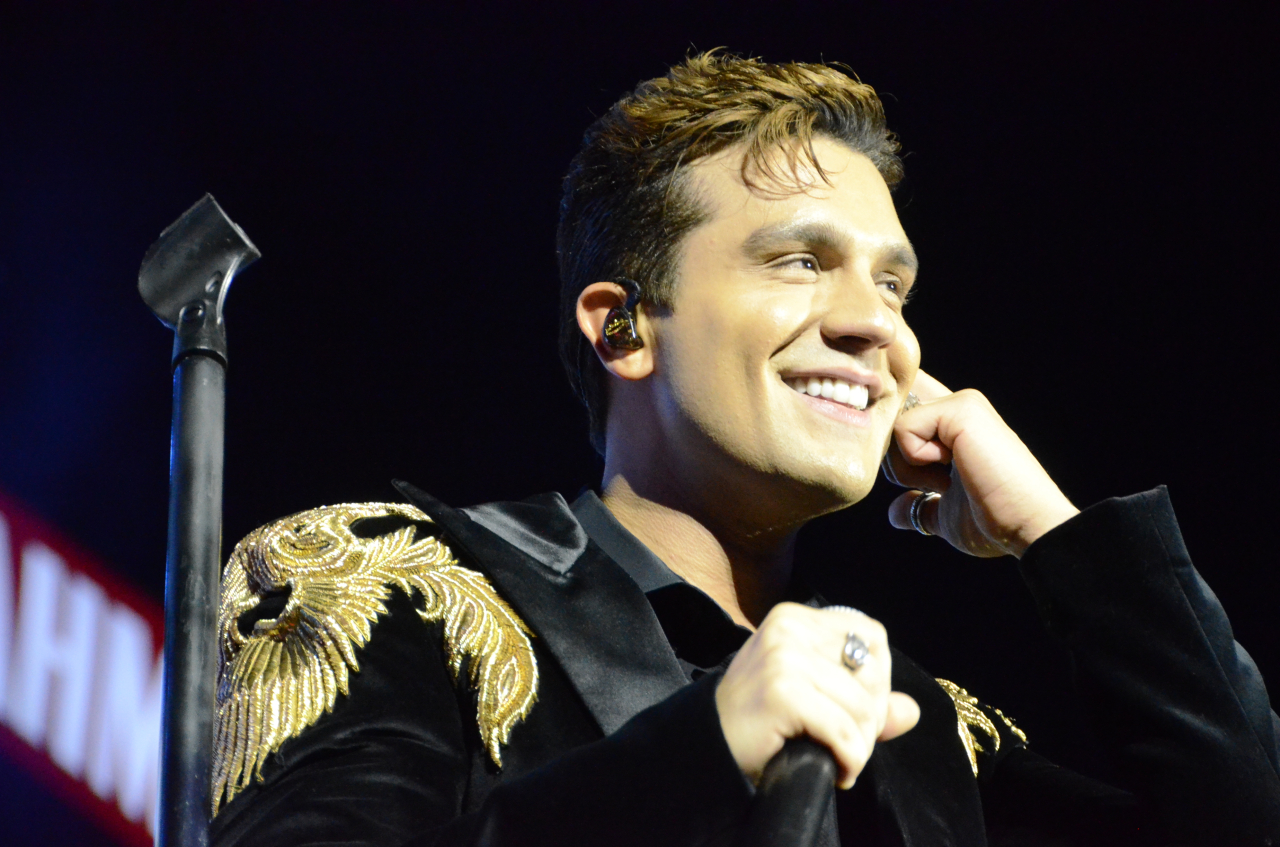 Luan Santana cantou os grandes sucessos da carreira (Foto Gislaine Mathias) 