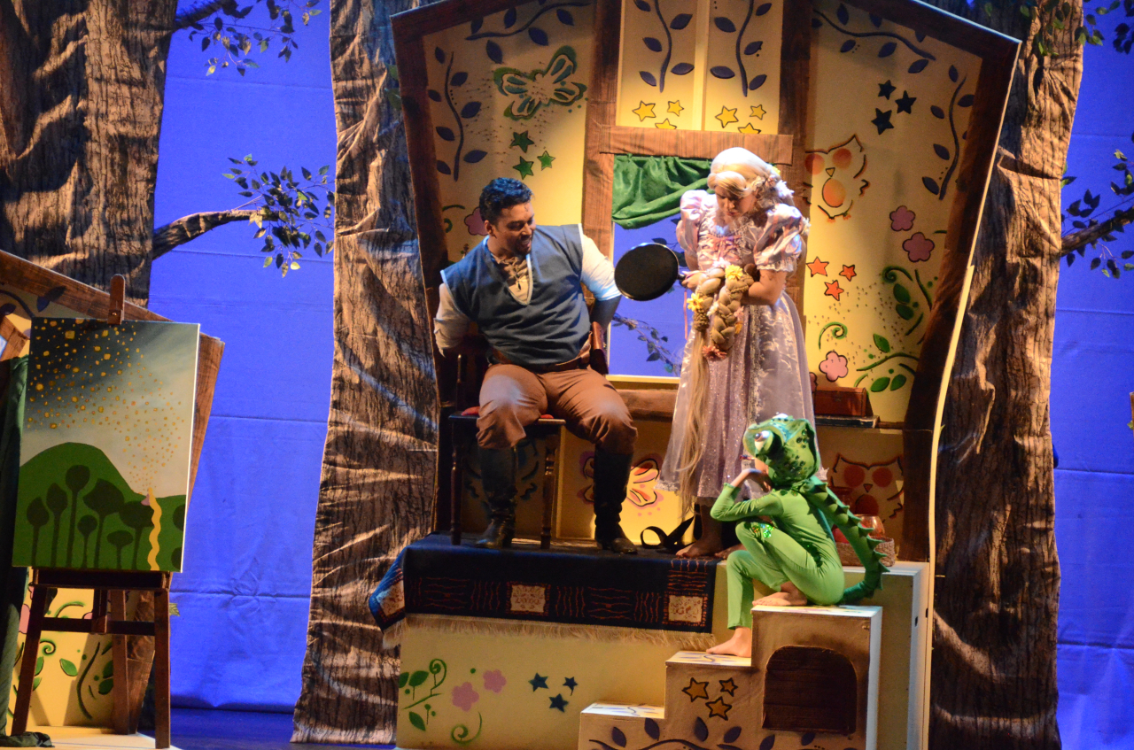 Espetáculo Rapunzel encantou o público (Foto Gislaine Mathias)