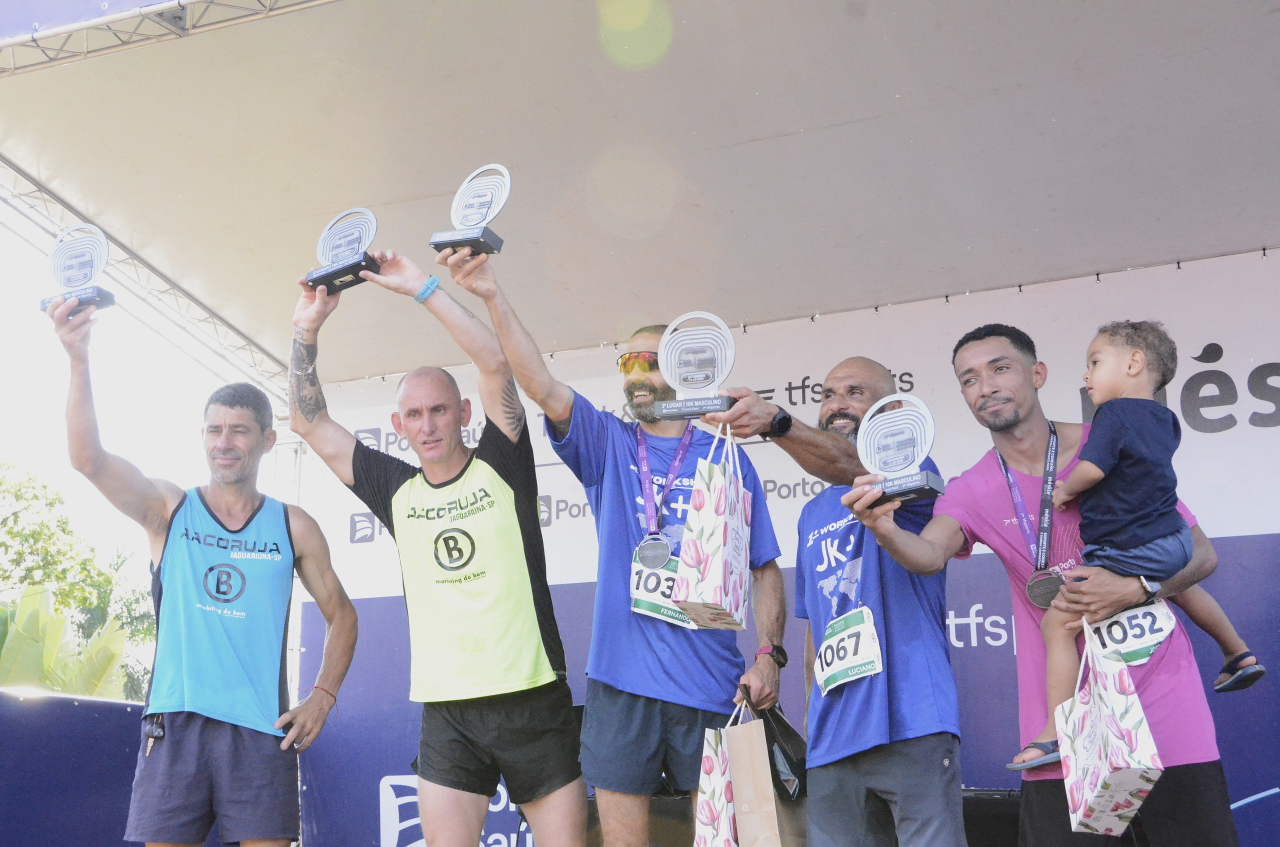 Fernando de Jaguariúna comemora o título nos 10km (Foto Gislaine Mathias)