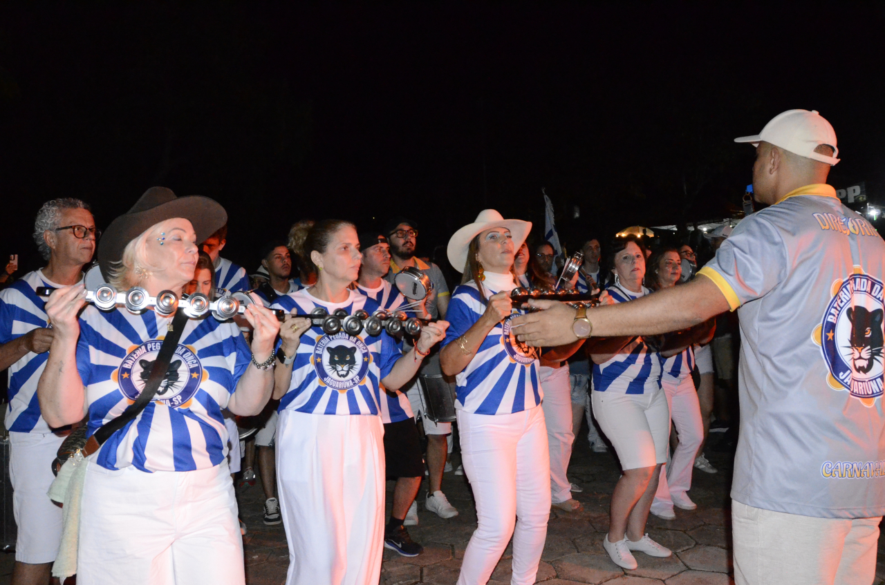 Bateria Pegada da Onça comemora 1 ano com apresentação no Samba no Parque (Foto Gislaine Mathias) 