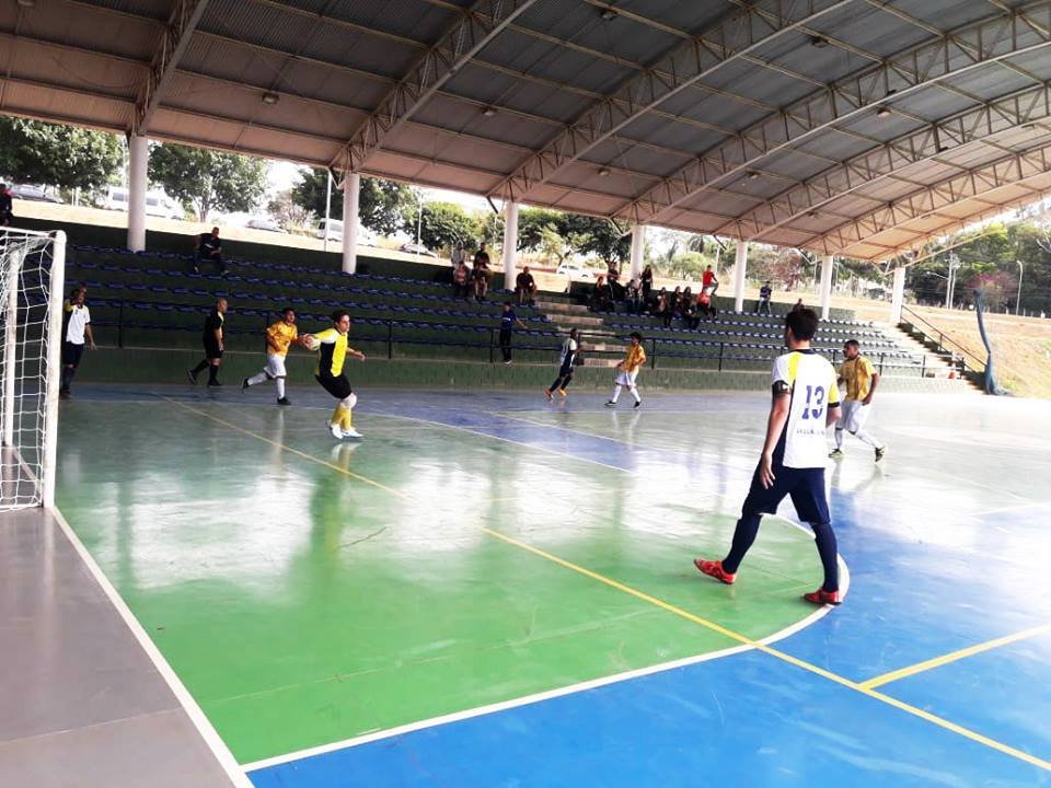Estudantes da equipe de futsal terminaram como destaques da competio