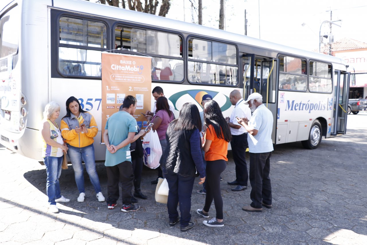 Programa foi lanado pela prefeitura e pretende auxiliar os usurios do transporte coletivo