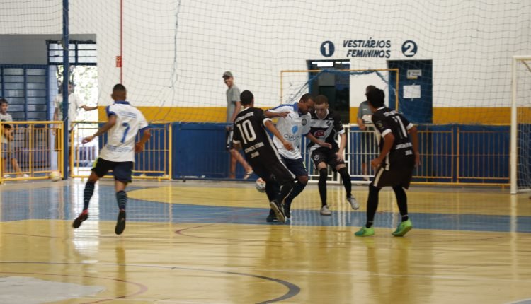 Jogos devem atrair centenas de torcedores na tarde deste sbado