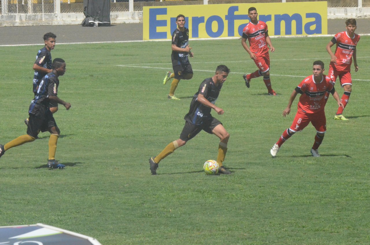 Jaguarina teve chances de vencer o jogo e agora busca um bom resultado diante do Flamengo