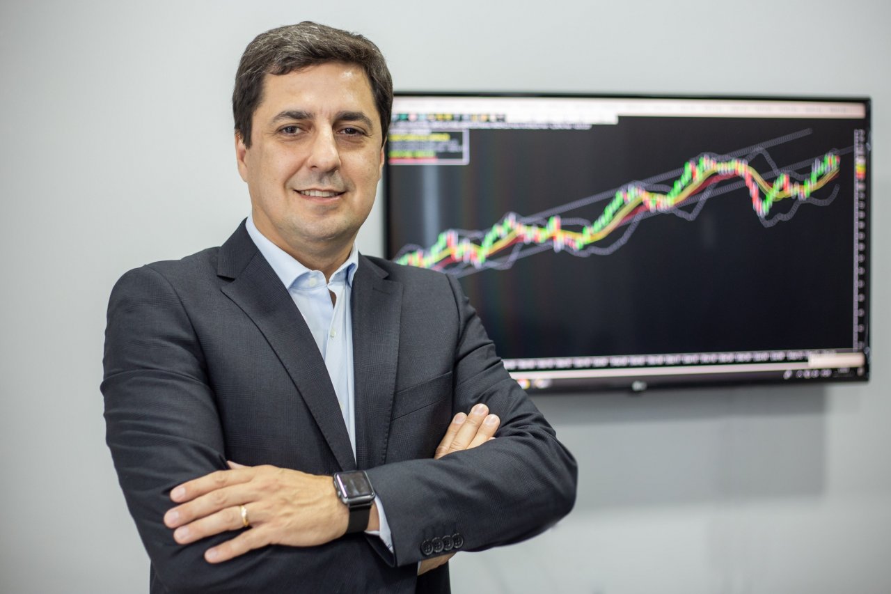 Cludio Foresti explica como manter as contas equilibradas