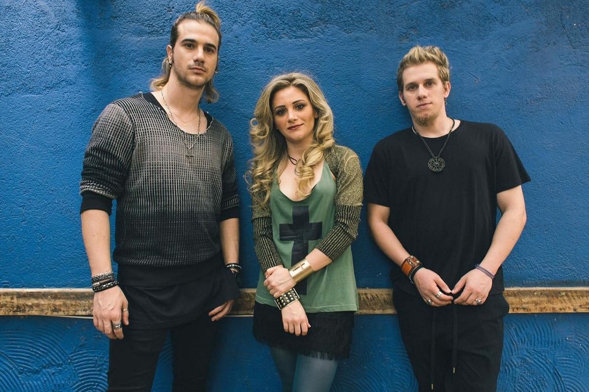 Irm�os dividem o palco para mais um show e se apresentam no s�bado em Jaguari�na