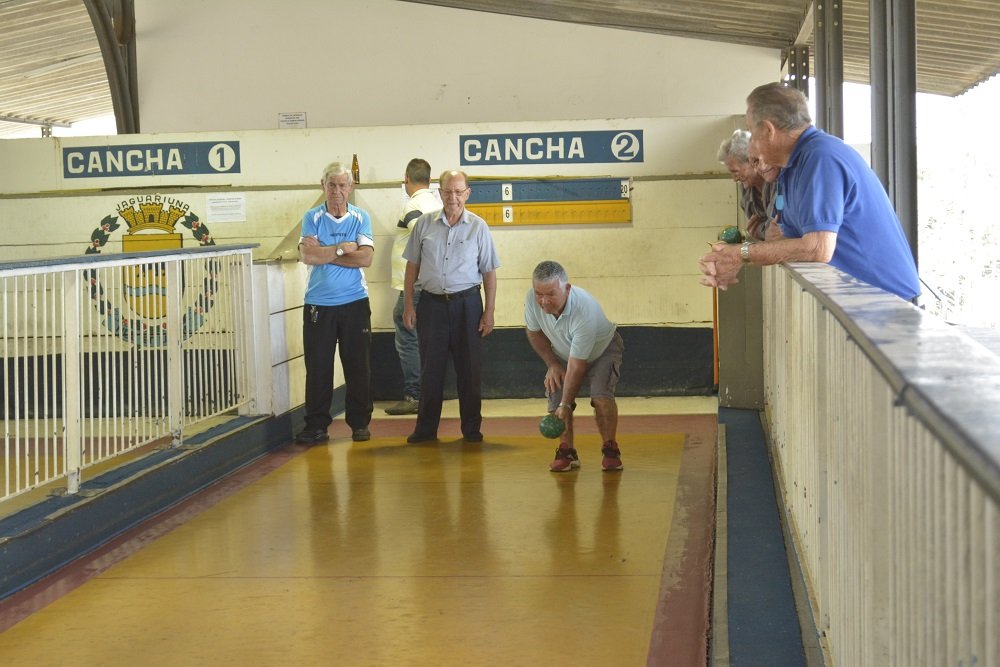 Equipe pode iniciar o ano trazendo um trofu de campeo para a cidade