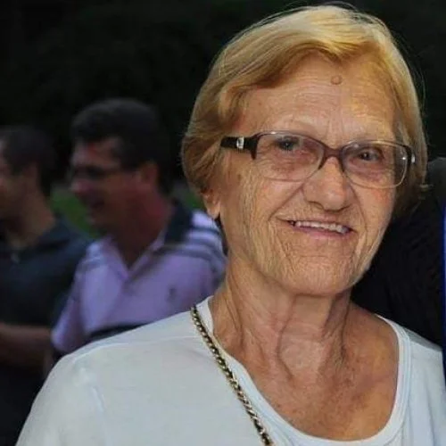 Narcisa Bertinate Barbosa...Ou a imprescindível Dona Narcisa!