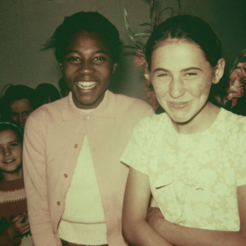Maria Juliana dos Santos e Fátima Lana, em 14 de fevereiro de 1969 (Acervo Casa da Memória de Jaguariúna) 
