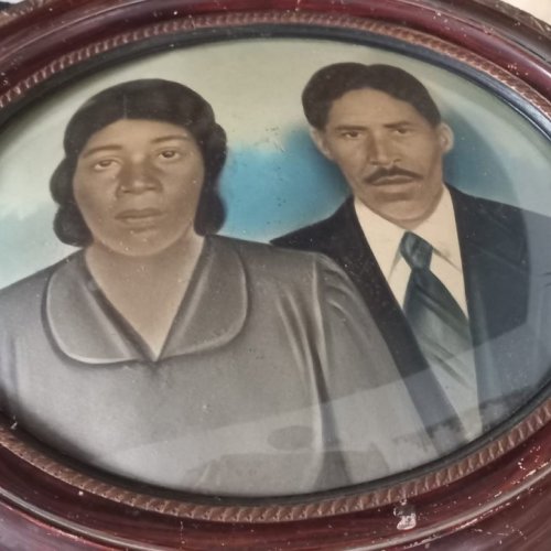 Quadro mostra os pais de Juliana: Joo dos Santos e Ana Etelvina Silva Santos (Acervo da famlia de Juliana) 